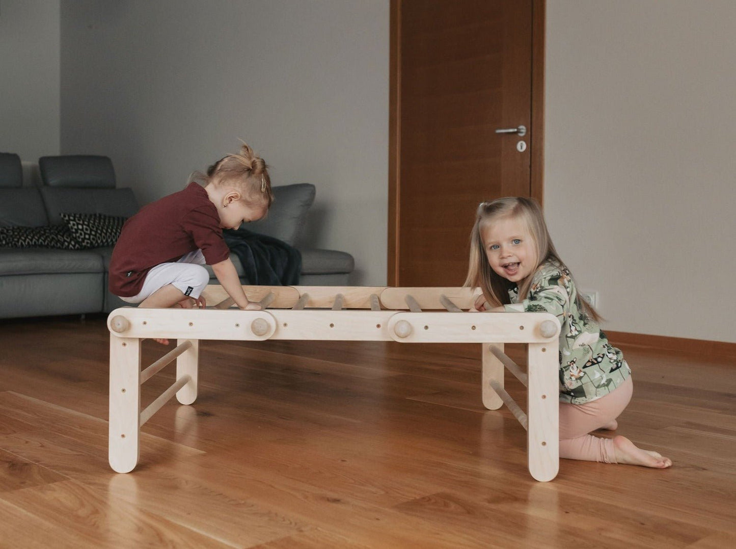FIPITRI Klimdriehoek - Hout - Veilig Speeltoestel Voor Kinderen - SpeelSterk SpeelSterk