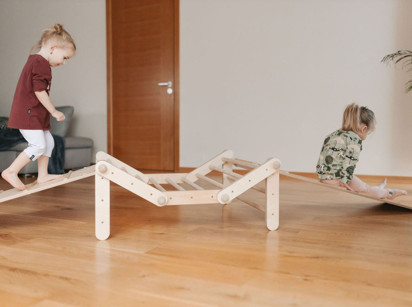 FIPITRI Klimdriehoek - Hout - Veilig Speeltoestel Voor Kinderen - SpeelSterk SpeelSterk