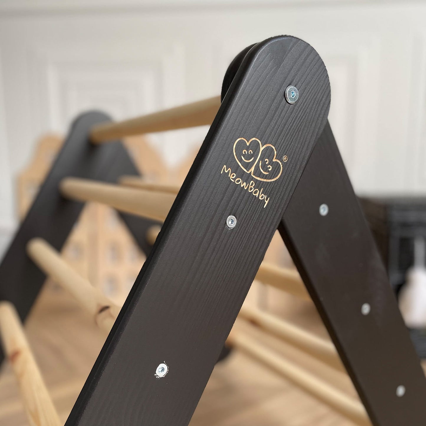 Montessori Driehoekladder - Zwart - Veilig - Ontwikkeling Motoriek - SpeelSterk SpeelSterk
