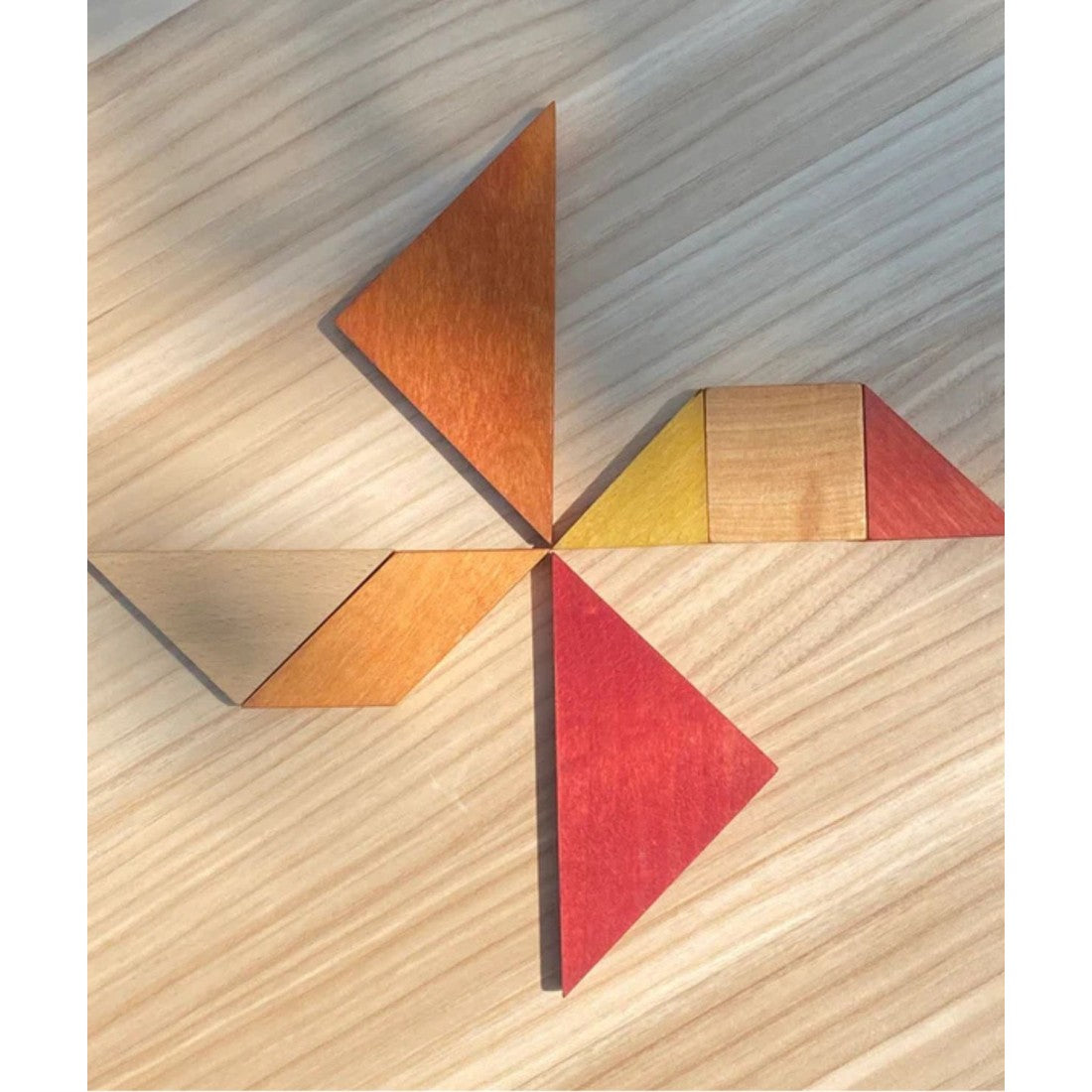 Wooden Story Tangram – Warm Color (in Storage Bag) SpeelSterk.nl