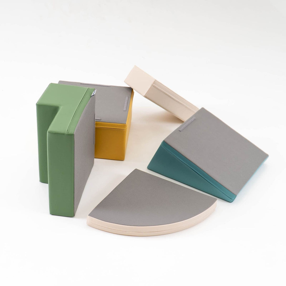 Soft Play 5 Foam Block Set - Pastel Turquoise Corner Climber - SpeelSterk.nl